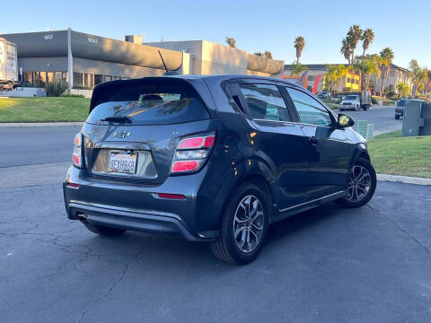 2018 Chevrolet Sonic LT Auto