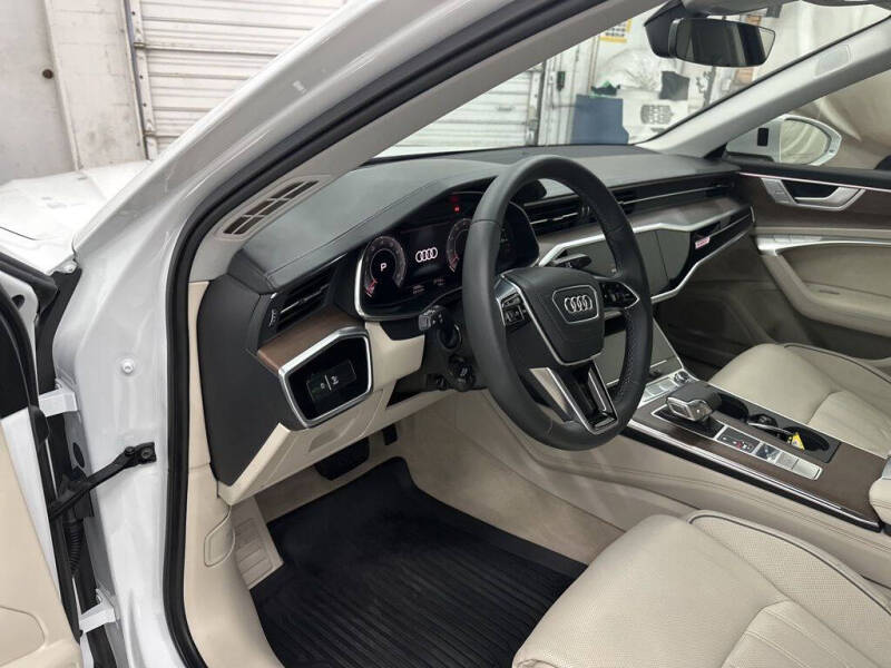 2025 Audi A6 quattro Prestige 55 TFSI