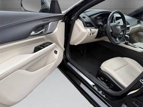 2021 Cadillac CT4 Premium Luxury