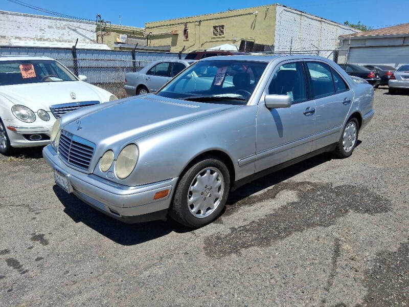 1999 Mercedes-Benz E-Class E 320
