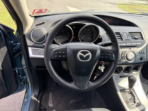 2011 Mazda MAZDA3 i Touring
