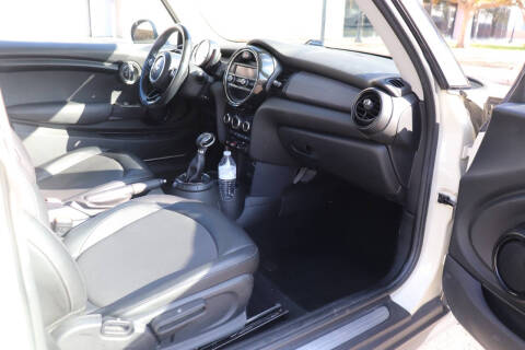 2015 MINI Hardtop 2 Door Cooper
