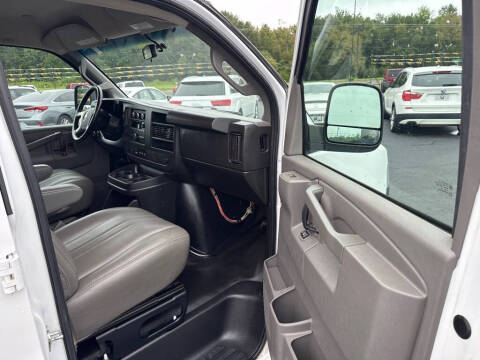 2019 Chevrolet Express 2500