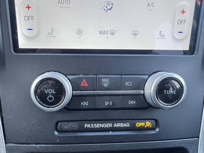 2022 Ford Edge SEL