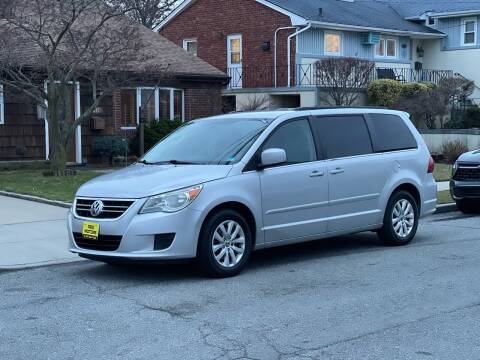 2012 Volkswagen Routan for sale at Reis Motors LLC in Lawrence NY