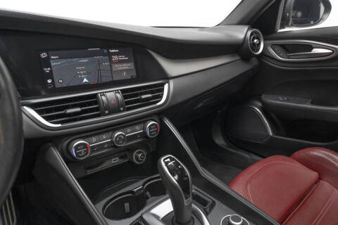 2022 Alfa Romeo Giulia Veloce