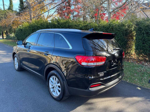 2018 Kia Sorento LX