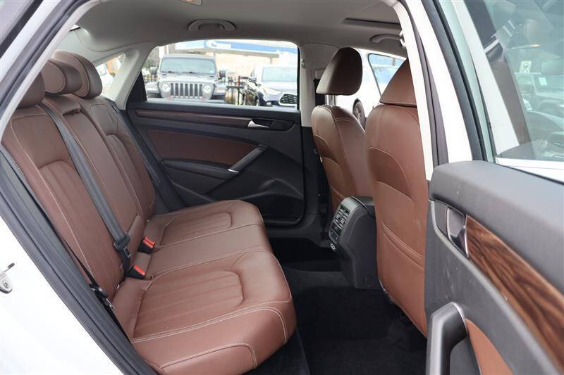 2022 Volkswagen Passat Limited Edition