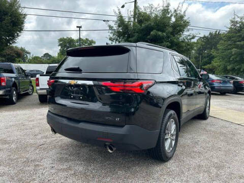 2022 Chevrolet Traverse LT Cloth