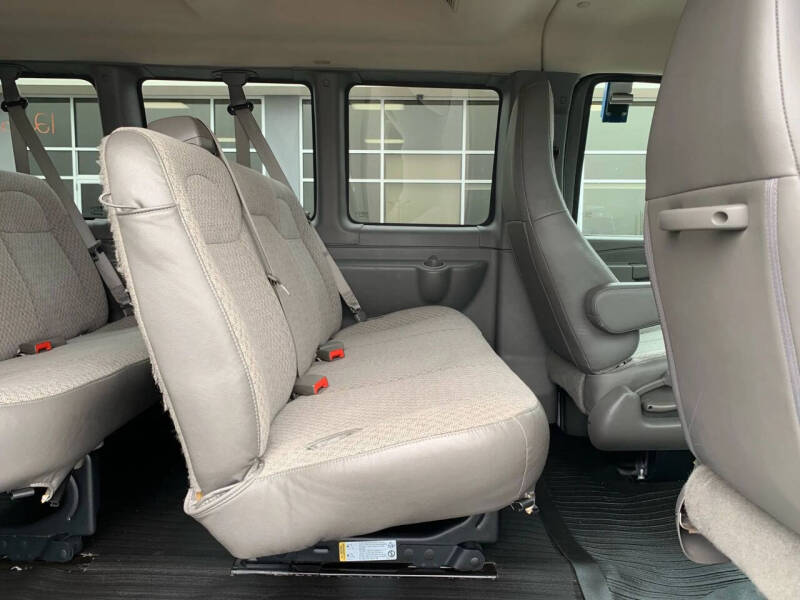 2016 Chevrolet Express LS 2500