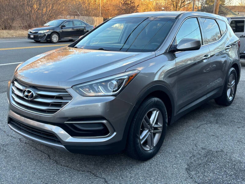 Hyundai Santa Fe's photo