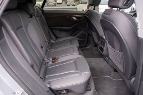 2020 Audi Q8 quattro Premium Plus 55 TFSI