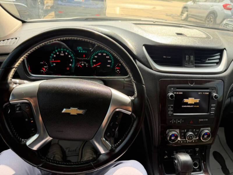 2017 Chevrolet Traverse LT