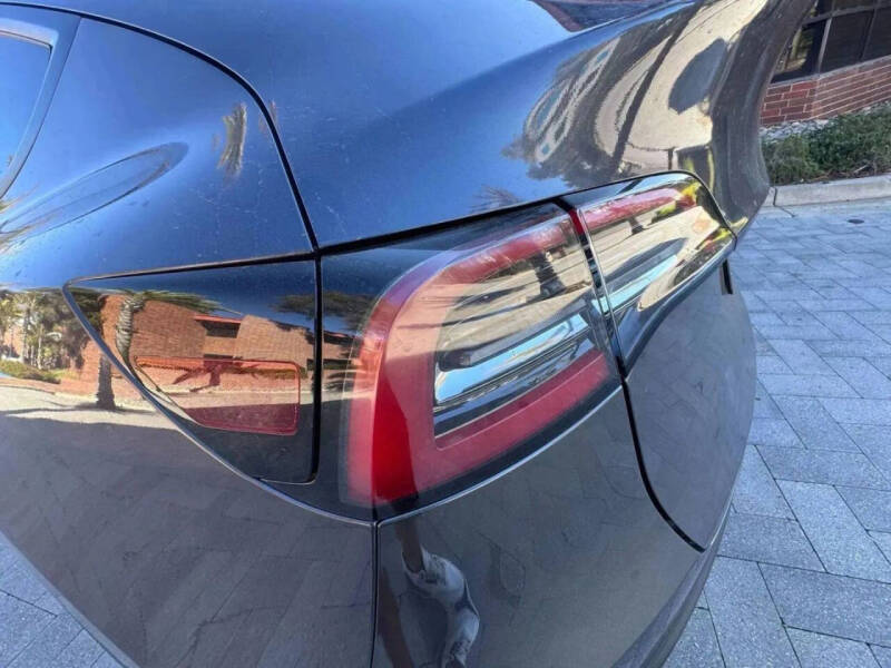 2024 Tesla Model Y Long Range