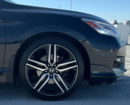 2017 Honda Accord Touring