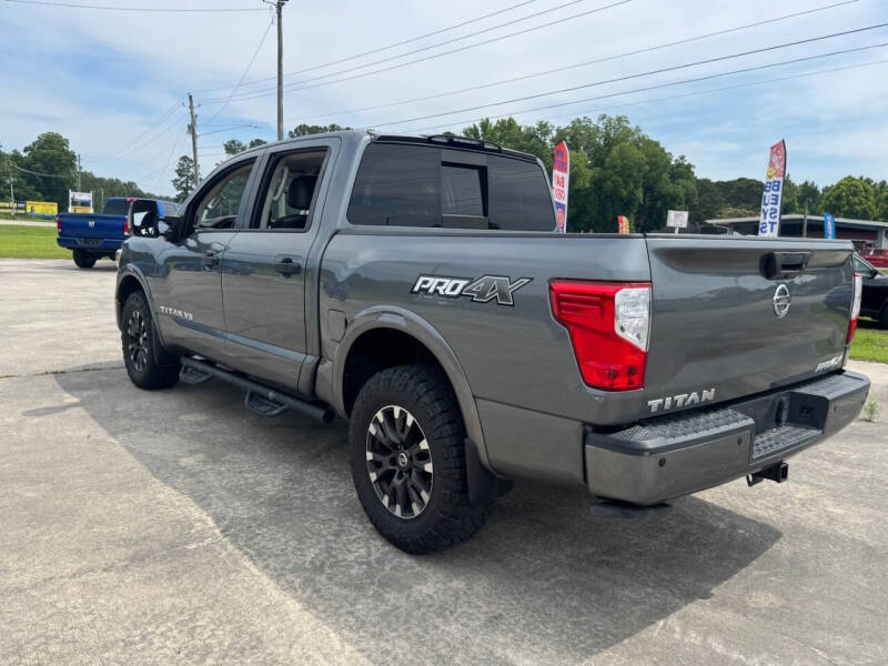 2018 Nissan Titan PRO-4X
