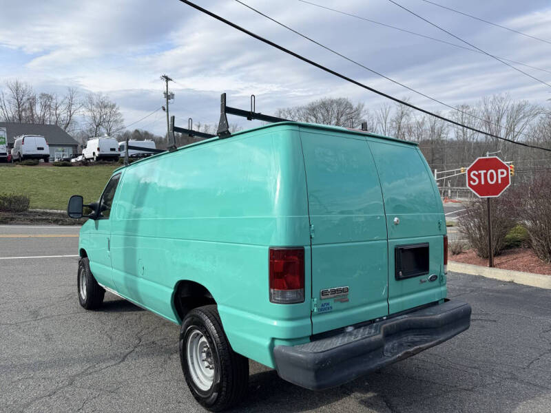 2011 Ford E-Series E-350 SD