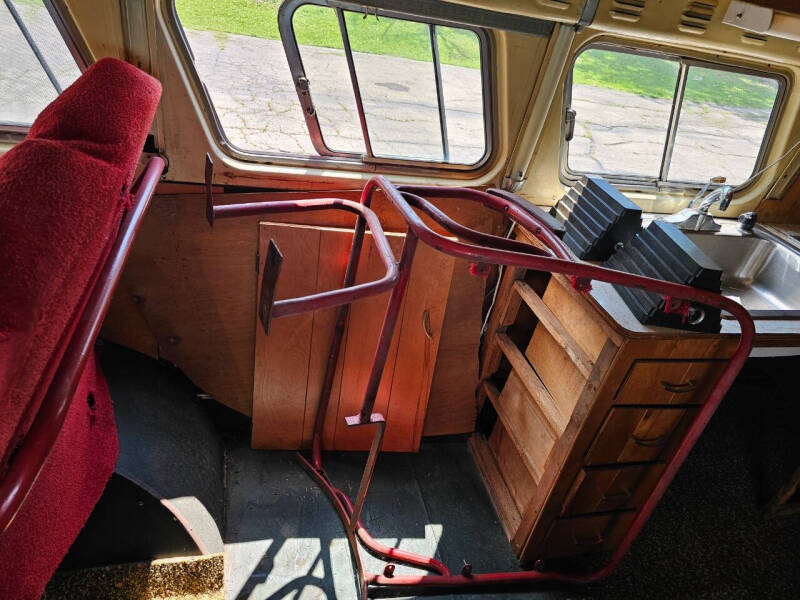 1948 Flxible Bus/RV