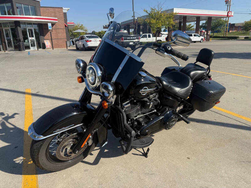 2018 Harley-Davidson FLHCS Heritage