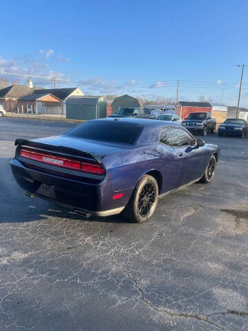 2014 Dodge Challenger SXT