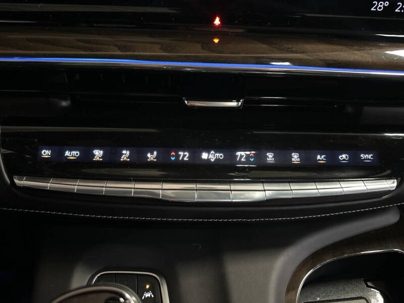 2024 Cadillac Escalade Sport Platinum