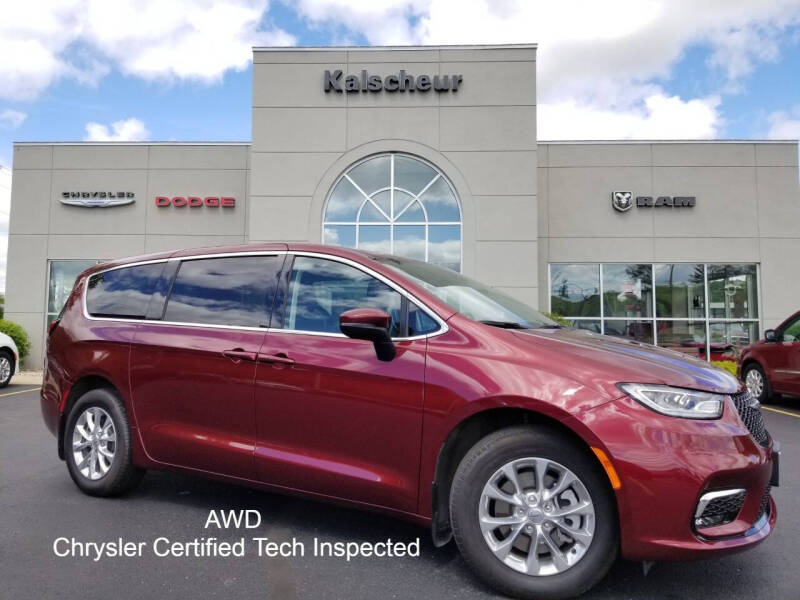 2023 Chrysler Pacifica Touring L