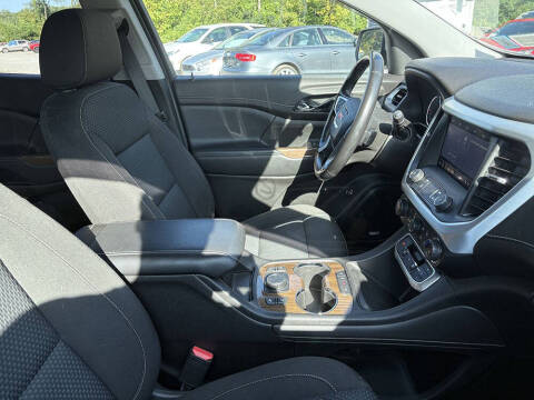 2020 GMC Acadia SLE