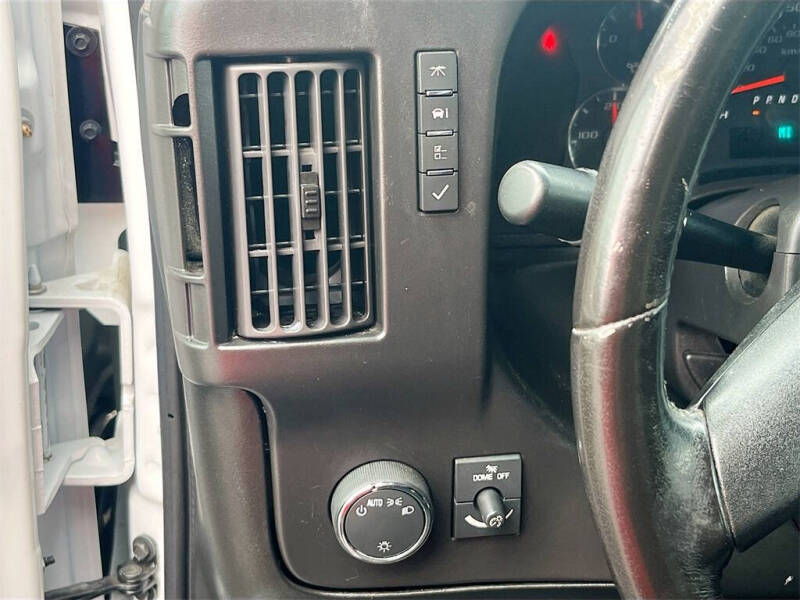 2024 GMC Savana 2500