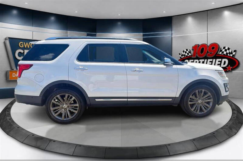 2017 Ford Explorer Platinum