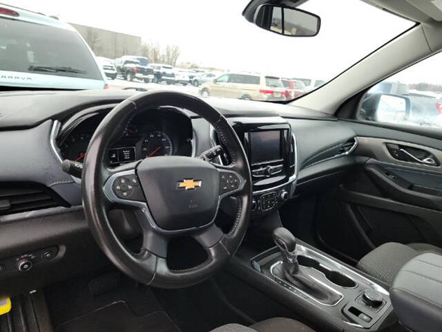 2021 Chevrolet Traverse LT Cloth