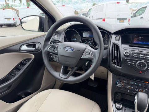 2017 Ford Focus SE