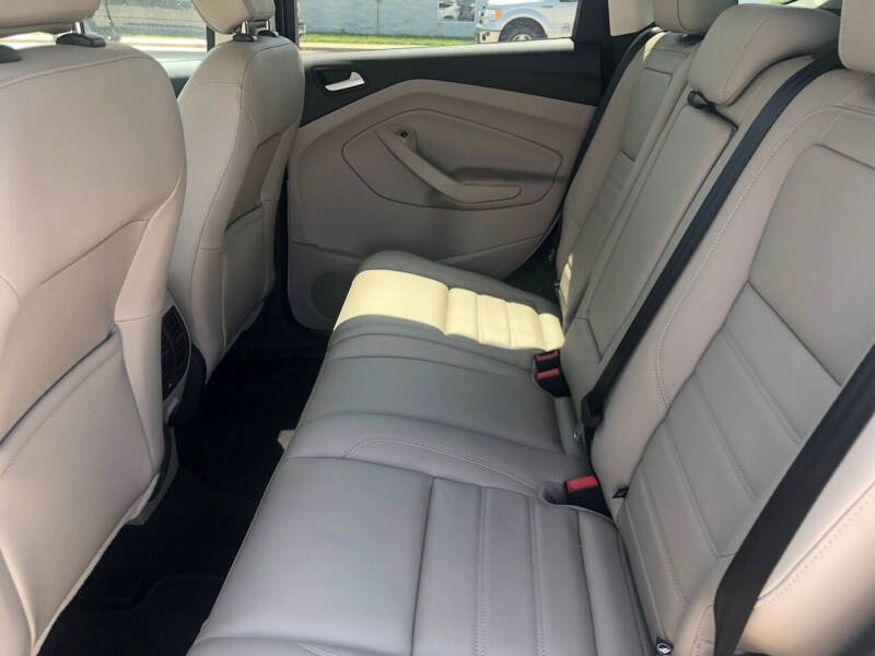 2019 Ford Escape SEL