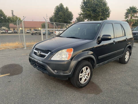 2004 Honda CR-V for sale at Lux Global Auto Sales in Sacramento CA