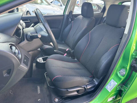 2013 Mazda MAZDA2 Touring