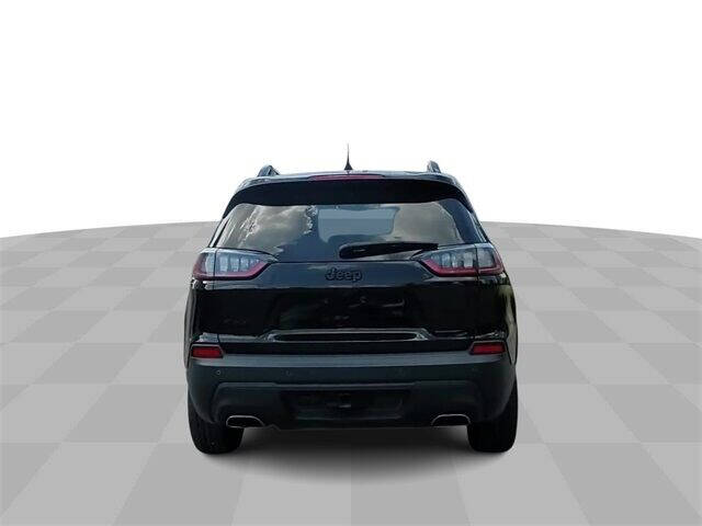 2019 Jeep Cherokee for sale at Bowman Auto Center in Clarkston, MI