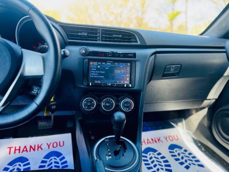 2011 Scion tC