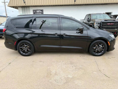 2019 Chrysler Pacifica Touring L Plus