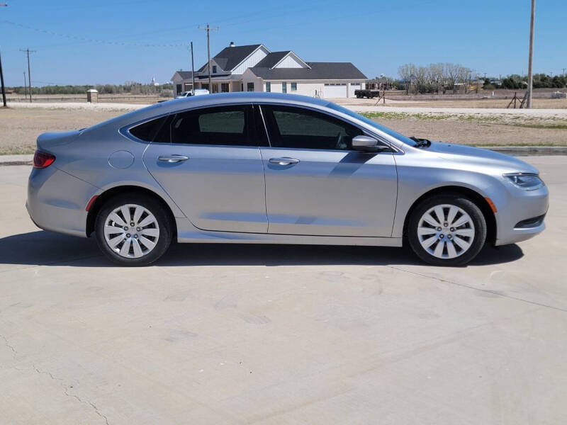 2015 Chrysler 200 LX