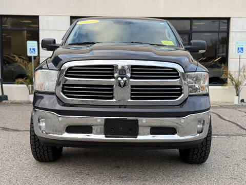 2016 RAM 1500 SLT