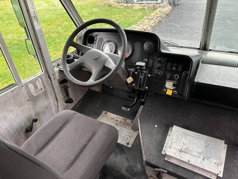 2008 Freightliner MT45 Chassis