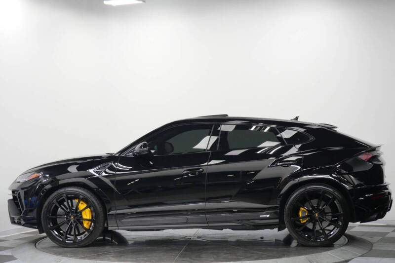 2023 Lamborghini Urus S