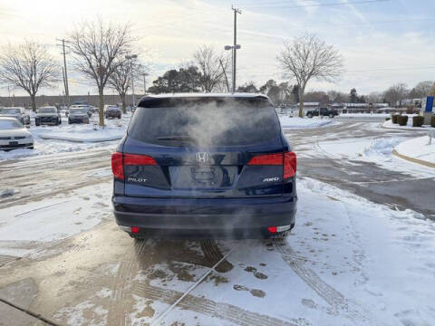 2017 Honda Pilot EX w/Honda Sensing
