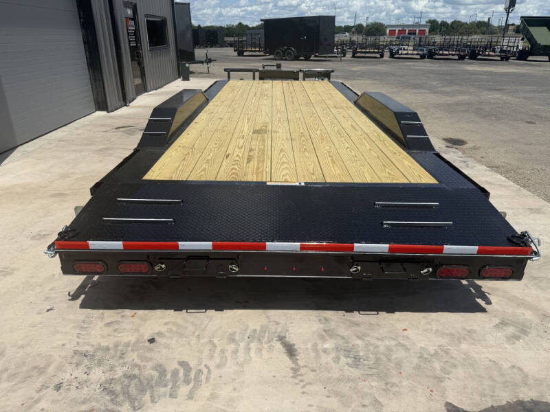 2026 La Costa Car Hauler