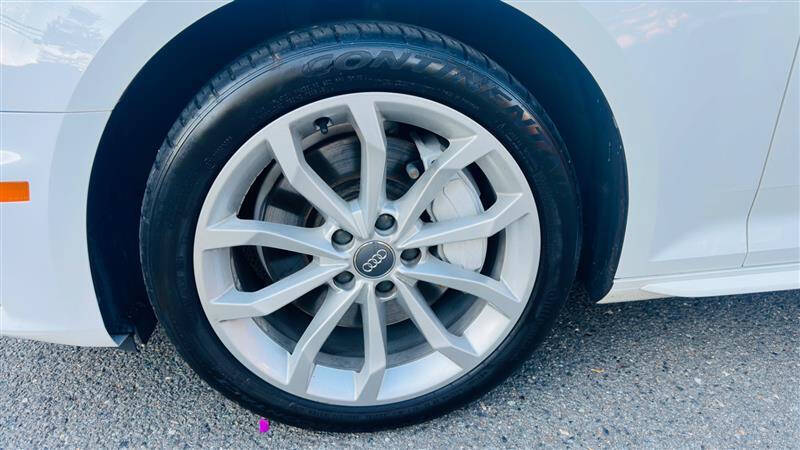 2019 Audi A4 quattro Premium Plus 45 TFSI