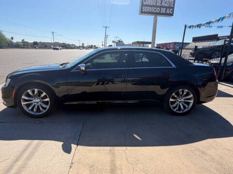 2018 Chrysler 300 Touring