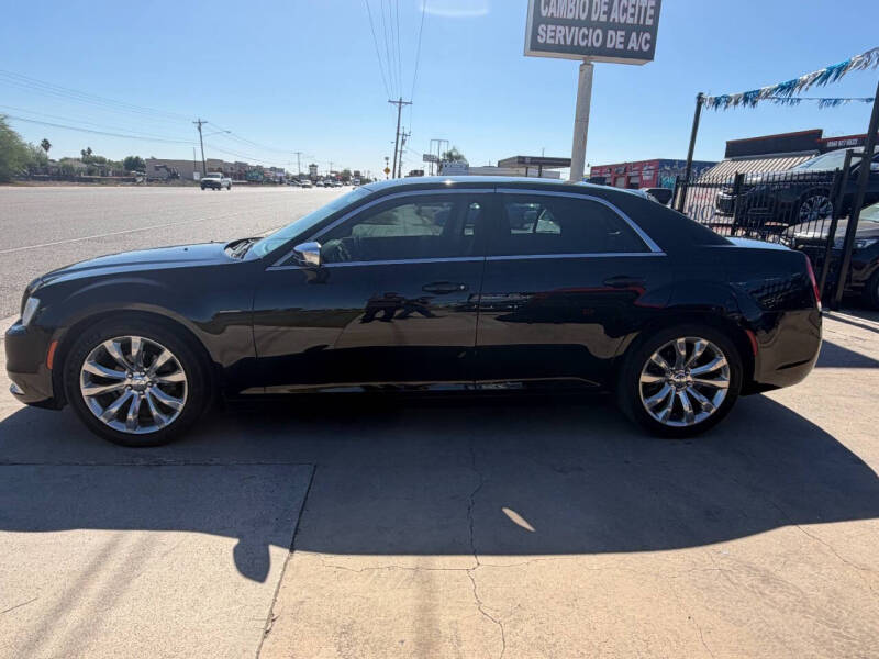 2018 Chrysler 300 Touring