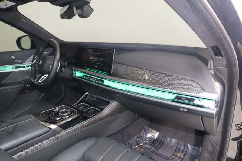 2023 BMW 7 Series 760i xDrive