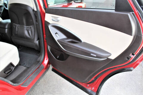 2018 Hyundai Santa Fe SE