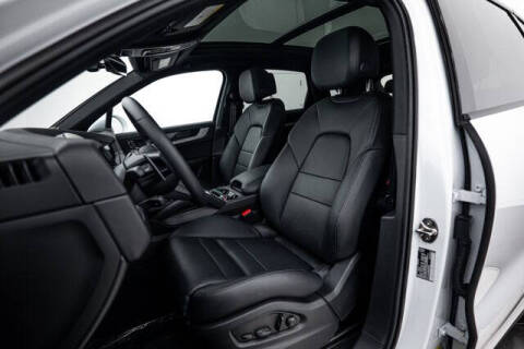 2025 Porsche Cayenne S