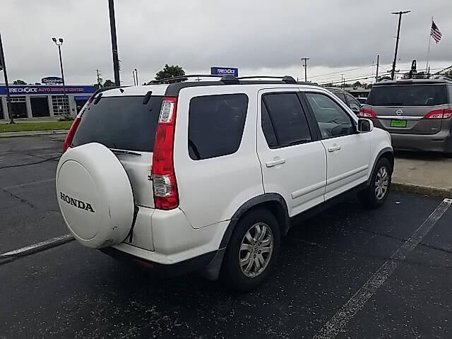 Used 2005 Honda CR-V SE with VIN JHLRD78915C043116 for sale in Bellefontaine, OH